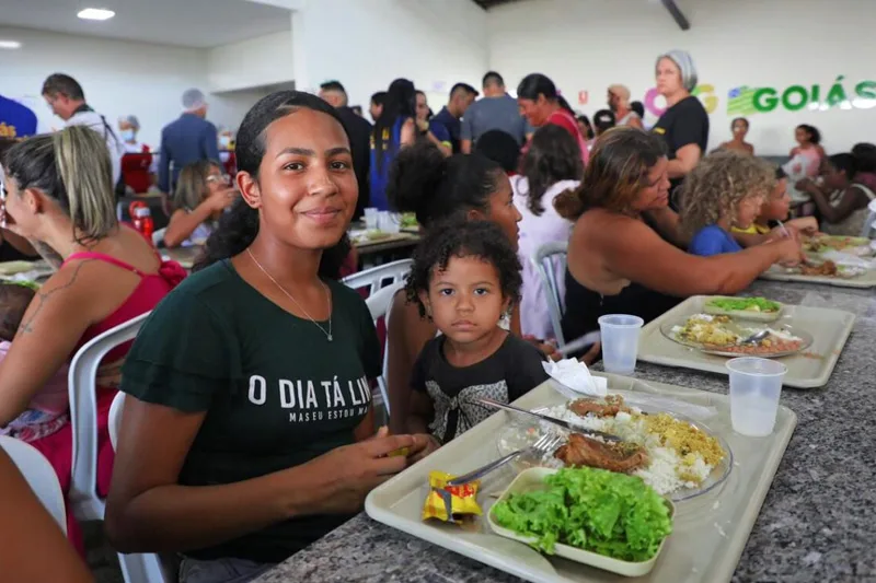 Restaurante do Bem garante dignidade social e alimentar a milhares de pessoas vulneráveis em várias regiões do Estado (Foto: Junior Guimarães)