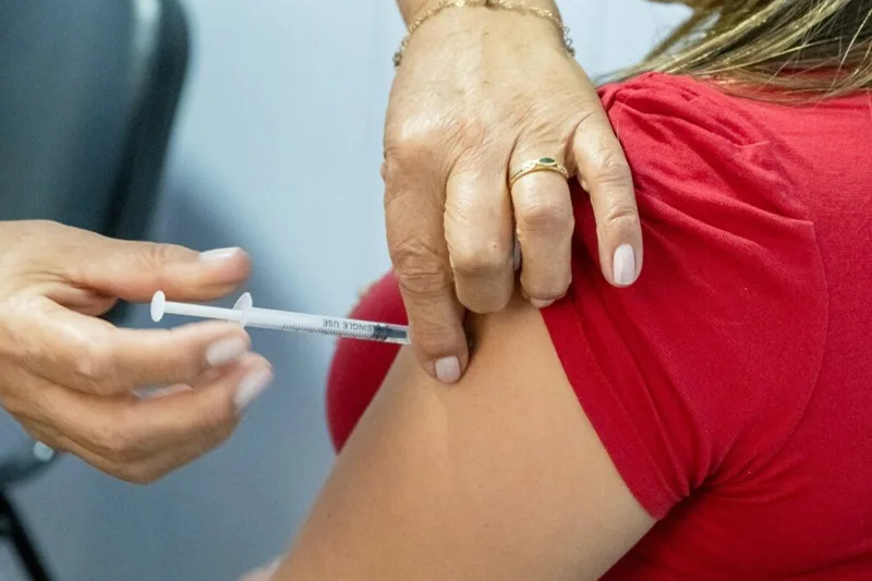 Dia D será no sábado (06/05). Doses da vacina contra influenza estarão disponíveis das 8 às 17 horas, em todo estado (Foto: SES)