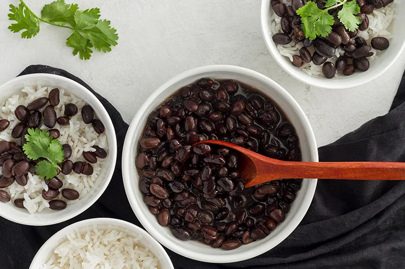 Os feijões apresentam um percentual de grãos mofados acima de 15%. Foto: Freepik.