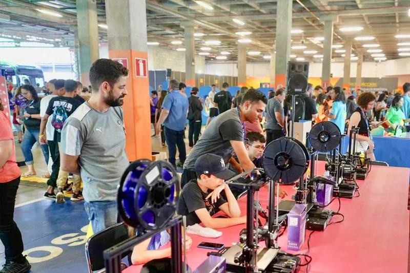 Governo de Goiás viabiliza logística para que estudantes visitem a 5ª edição da Campus Party Goiás, no Shopping Passeio das Águas, em Goiânia. Foto: Hegon Corrêa.