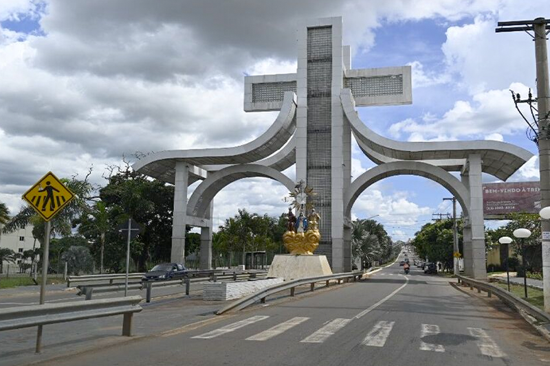 Portal da Fé encanta quem chega a Trindade. Foto: Governo de Goias.
