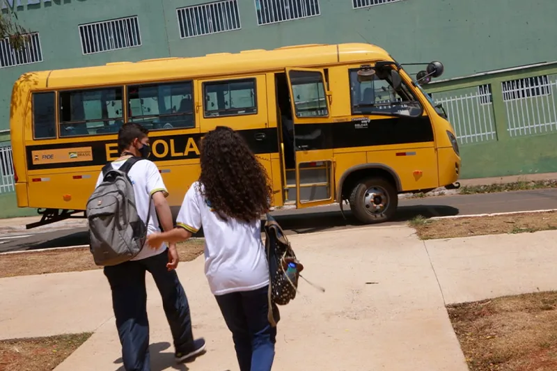 Estado já investiu R$ 695 milhões nos últimos cinco anos para garantir transporte escolar para estudantes de zonas rurais. Foto: Seduc.