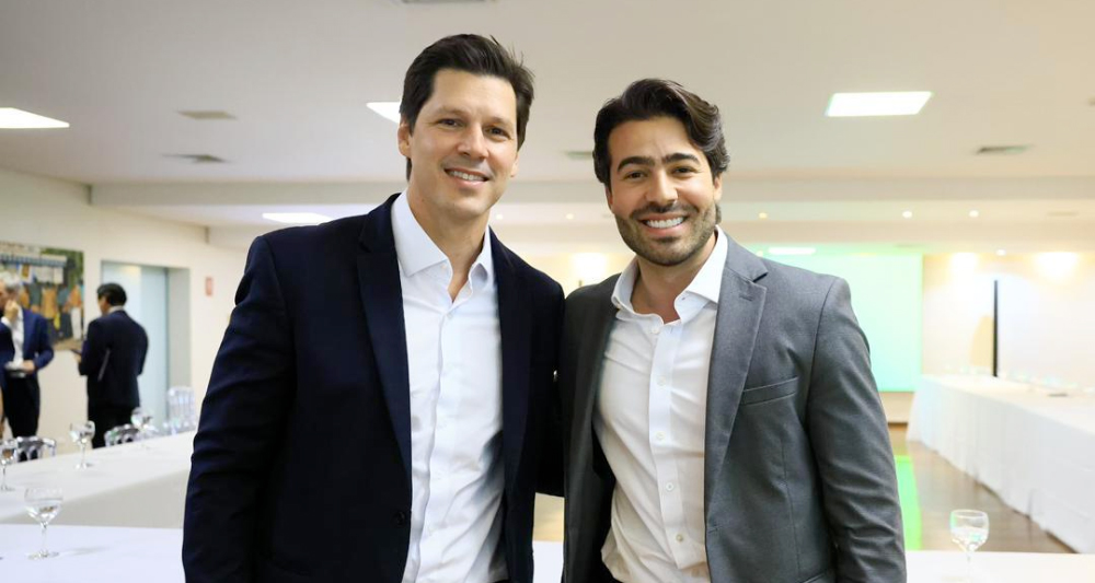 Secretário Rafael Lustosa durante apresentação das ações da Secretaria do Entorno do Governo de Goiás no primeiro semestre de 2026.
